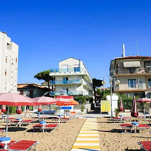 Sun House - Host Solution , Lido di Jesolo Italy